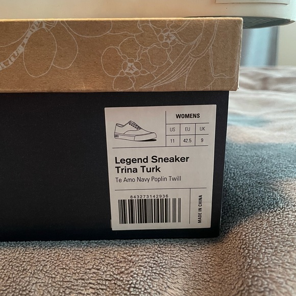 SeaVees Legend Sneakers - Picture 4 of 5